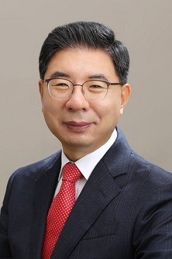 ▲ 박영달 회장이 서신을 통해 2020년 경기도약사회 목표와 중점사항을 공개하며 회원들의 적극적인 협력을 당부했다.