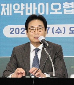 ▲ 한국제약바이오협회 원희목 회장.