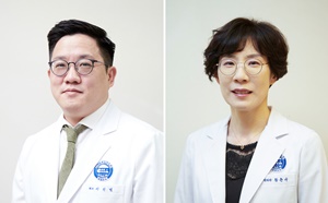 ▲ 이관범 교수(왼쪽)과 황은아 교수.