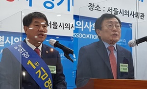 ▲ 김영진 후보(왼쪽)과 이윤수 후보.