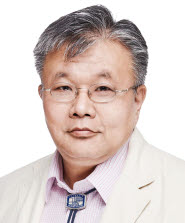 ▲ 유진홍 교수.