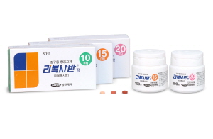 ▲ 삼진제약은 ‘리바록사반’ 성분 비타민K 비의존성 경구용 항응고제 ‘리복사반 정’ 10mg, 15mg, 20mg이 출시했다고 밝혔다.