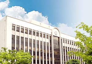 ▲ 사무장병원에 명의를 빌려주고, 성형외과 전문의 행세까지 한 의사에게 ‘유죄’가 선고됐다.