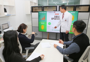 ▲ 고려대학교 안암병원이 위탁운영에 나서고 있는 서울시 독성물질 중독관리센터가 그간 준비해왔던 독성물질 정보제공 홈페이지와 상담 콜센터를 오픈하며 대대적인 운영을 개시했다.