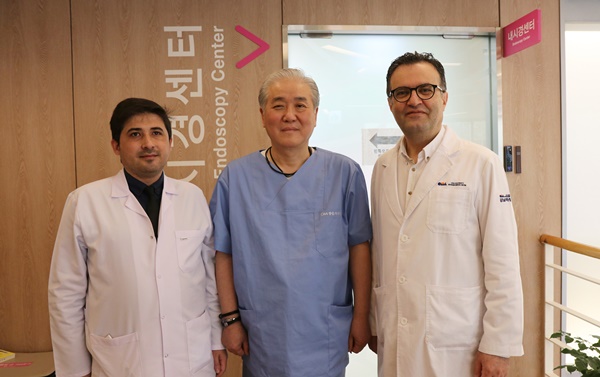 ▲ 차 의과학대학교 강남차병원이 터키 소화기학회 소속 의료진에게 최신 소화기내시경 치료법을 전수한다.
