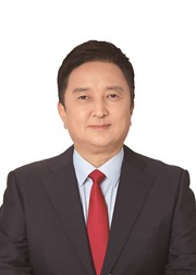 ▲ 치과의사 출신인 국민의힘 김영환 후보는 충북도지사 선거에서 당선됐다.