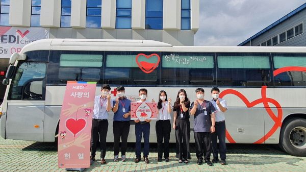 ▲ 한국건강관리협회 부산서부검진센터는 지난 21일(목) 대한적십자사 부산혈액원과 함께 ‘사랑의 헌혈 캠페인’을 실시했다고 밝혔다.