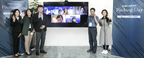 ▲ 암젠코리아는 지난 2일, 한국보건산업진흥원과 혁신 기술 및 역량을 갖춘 국내 제약바이오기업을 발굴ㆍ지원하기 위한 제1회 ‘피칭데이(Pitching Day)’를 공동 개최하고 최종 수상 기업 3개사를 선정했다고 밝혔다.