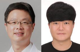 ▲ 김창현 교수(좌)와 이종하 교수