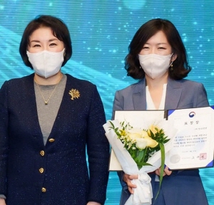 ▲ 한국얀센은 30일 개최된 ‘2022년 보건산업 성과 교류회 시상식’에서 ‘혁신형 제약기업 보건복지부 장관 표창’을 수상했다.