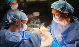 ▲ 양산부산대병원은 지난 5월, 경남 지역 최초로 복부 장기이식 1000례를 달성했다고 밝혔다. 