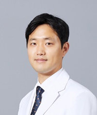 ▲ 윤초석 전임의사.