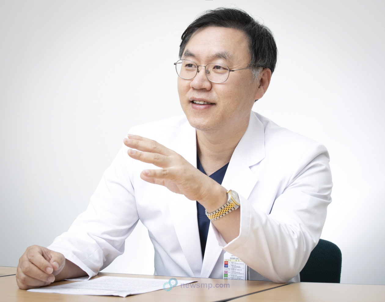 ▲ 항PD-L1 면역항암제 임핀지가 TOPAZ-1 연구를 통해 10년여간 답보상태에 있던 담도암 1차 치료의 생존율을 개선, 담도암 치료에 획기적인 전기를 마련했다. 의약뉴스는 임핀지+젬시스 병용요법 허가 1년을 맞아 고려대학교 구로병원 종양내과 오상철 교수를 만나 담도암의 특성과 TOPAZ-1 임상의 가치를 조명했다.