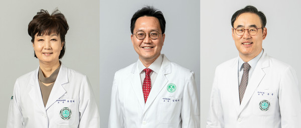 ▲ (왼쪽부터) 유경하 이화의료원장, 김한수 이대목동병원장, 주웅 이대서울병원장