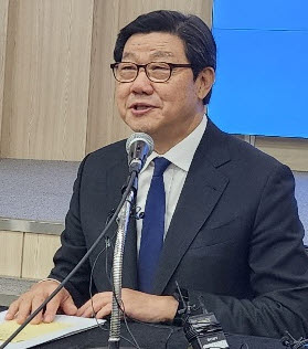 ▲ 한국제약바이오협회 노연홍 회장이 해외약가 비교 재평가 계획에 쓴소리를 던지며 예측 가능한 약가제도를 주문했다.