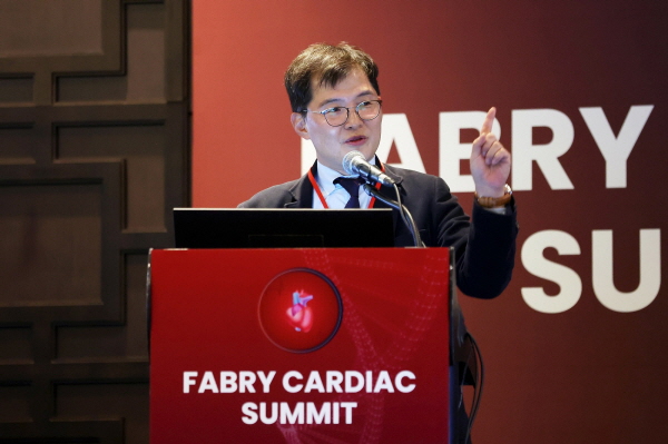 ▲ 한국다케다제약은 지난 22일과 23일 양일간 콘래드 서울 호텔에서 전 세계 심장 전문의들과 파브리병에 대한 최신 지견과 연구 동향을 공유하는 ‘파브리 심장 서밋(Fabry Cardiac Summit)’을 개최했다고 밝혔다.
