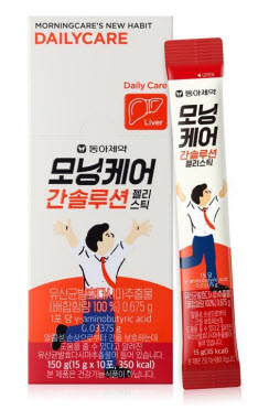 ▲ 동아제약은 건강한 음주를 위한 기능성 표시 식품 ‘모닝케어 간솔루션 젤리스틱’을 출시했다고 밝혔다.
