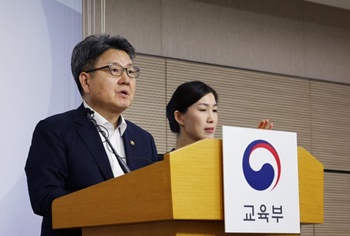 ▲ 교육부 차관이 의평원을 공개 비판하자, 의료계가 강력히 규탄하고 나섰다.
