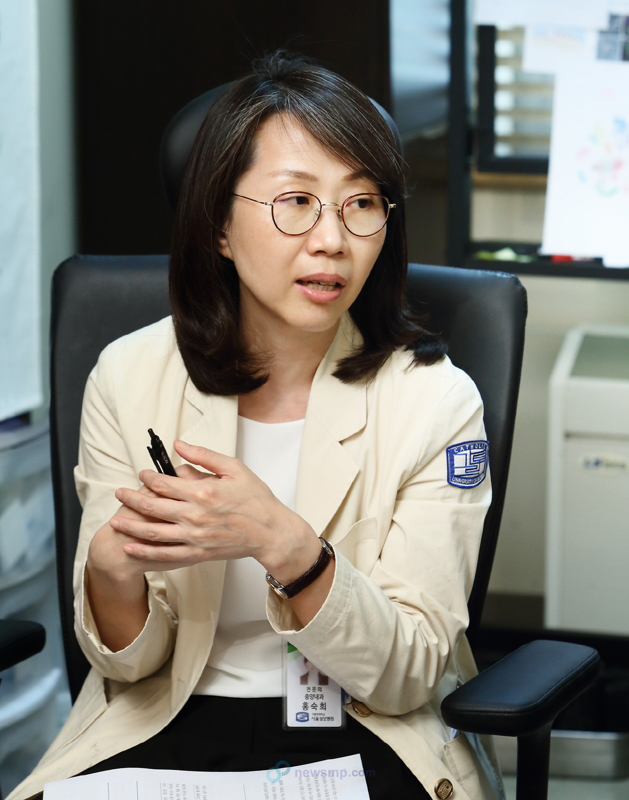 ▲ 홍숙희 교수는 “특히 이상성 및 육종형 중피종의 경우 옵디보와 여보이 병용요법이 2배 이상의 효과를 보이는데, 이처럼 장기적인 생존 혜택을 볼 수 있는 치료 옵션에 대해 건강보험 적용이 되지 않고 있는 것이 굉장히 안타깝다”고 토로했다