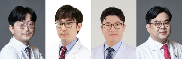 ▲ (왼쪽부터)박명수 교수, 이민우 교수, 천대영 교수, 한성우 교수.