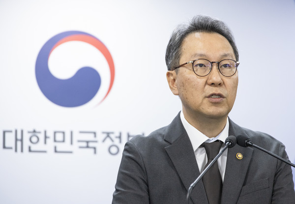 ▲ 박민수 제2차관이 응급의료 붕괴와 같은 선동적인 단어 사용을 자제해달라고 요청했다.