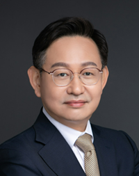 ▲ 윤을식 의무부총장 겸 의료원장.