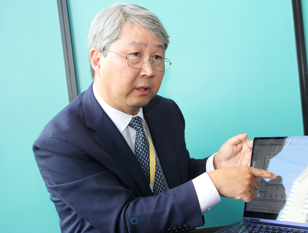 ▲ 김 교수는 “KEYNOTE-A18은 완치를 목표로 하는 연구로, 이 치료로 완치가 된 사람들은 더 이상 치료를 받지 않고 병원으로부터 자유로워질 수 있다”면서 “A18은 완치를 기대할 수 있다는 측면에서 혁신적인 연구”라고 의미를 부여했다.