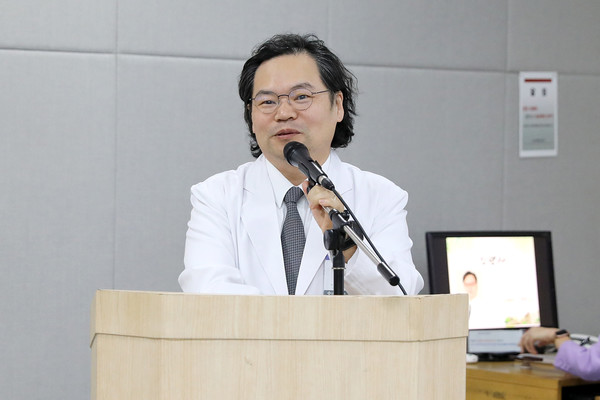 ▲ 일산백병원 이성순 원장이 신년사를 낭독했다.