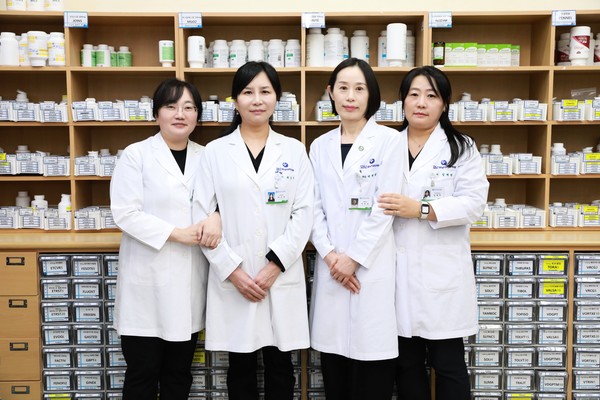 ▲ 충남대병원 약제부 소속 약사 4명이 제2회 전문약사 자격시험에 합격했다.