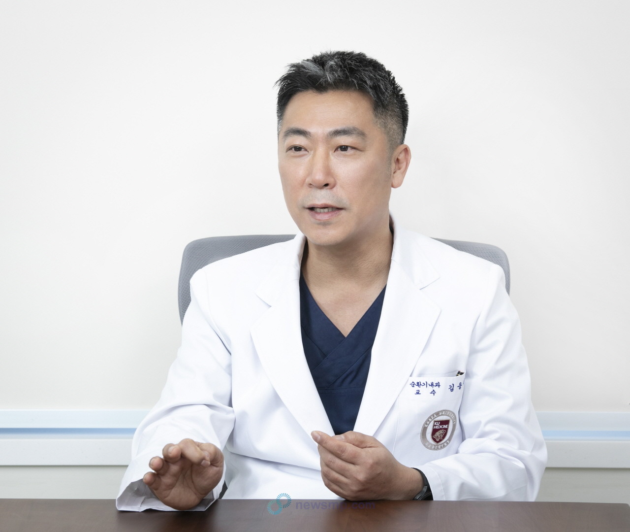 ▲ 김응주 교수는 “베르쿠보는 심부전 증상 악화를 막기 위한 2차 약제로서 현재 보험급여 적용도 받고 있으며, 대한심부전학회 가이드라인에서 높은 단계(Class IIa, Level of Evidence B)로 권고하고 있는 약제라 최근 체크리스트에 추가했다”고 의미를 부여했다.