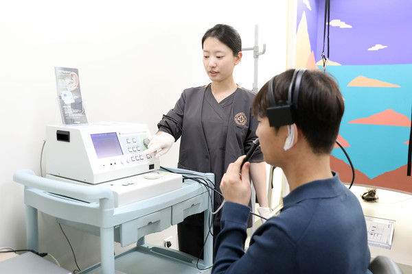 ▲ 일산백병원이 이관기능검사기를 수도권 최초 도입했다.
