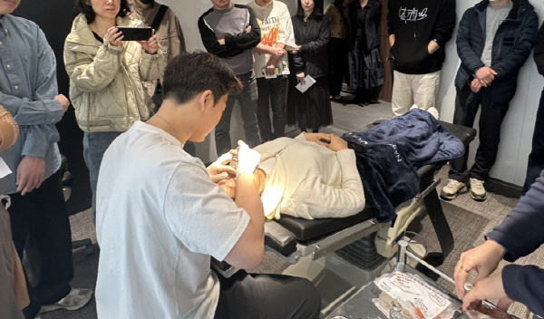 ▲ 대웅제약은 지난 22일부터 2일간 대구 메리어트 호텔에서 ‘딥(Daewoong Medical-AEsthetic Expert Program, DEEP) 트레이닝 워크숍’을 개최했다고 28일 밝혔다.