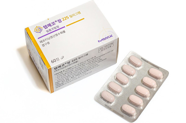 ▲ 한국머크 바이오파마는 자사의 MET 엑손 14 결손(skipping) 변이 비소세포폐암 치료제 텝메코(성분명 테포티닙)가 4월 1일부터 건강보험 급여를 적용받는다고 31일 밝혔다.