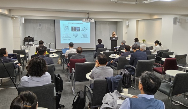 ▲ 사회과학과 의학교육 연구회는 10일 창립총회 기념 심포지엄을 개최했다.