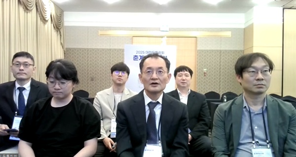 ▲ 두통학회가 새 정부에 CGRP 표적 치료제의 급여 기준을 선진국 수준으로 완화해 달라고 촉구했다.