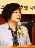 서울시간호사회 박호란 회장이 지난해 사업성과를 소개하고 있다.