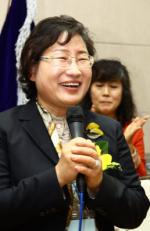 당선 소감을 전하고 있는 김희걸 신임 회장.