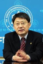 한국제약협회 한갑현 광고심의위원장.