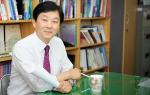 지난해 치열한 접전 끝에 30대 물리치료사협회장에 당선된 이태식 회장이 무난히 취임 첫해를 마무리 하고 있다. 의약뉴스는 연말을 맞아 마련된 기자간담회에서 이태식 회장을 만나 취임 첫 해의 성과와 현안에 대한 의견을 들어봤다.