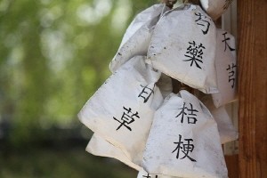 대한한의사협회는 첩약 급여화를 반대하고 나선 의약계 4개 단체의 주장을 '첩약에 대한 몰이해'라고 일축했다.