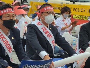 ▲ 최광훈 회장은 화상투약기 시범사업에 맞서 전면적인 투쟁을 예고했다.