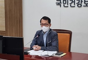 ▲ 국민건강보험공단 약제관리실 정해민 실장은 지난 23일 전문기자협의회와의 간담회를 통해 졸겐스마에 대한 외국인 무임승차 논란에 대해 설명했다.