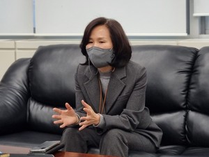 ▲식약처 의약품정책과 문은희 과장은 아세트아미노펜 증산에 문제 없다고 밝혔다.