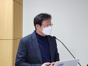 김진수 교수.