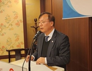 강도태 이사장.