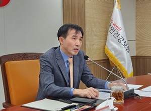 이상일 급여상임이사.