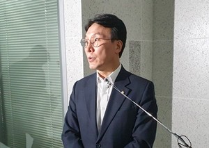 의료계 최대 화두로 떠오른 간호법, 의료인 면허취소법과 관련해 더불어민주당의 수정안은 없었다.