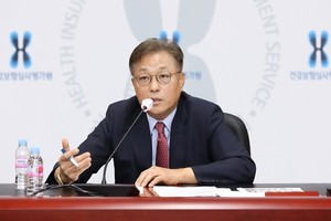 ▲ 건강보험심사평가원 강중구 원장은 16일 심평원 본원에서 보건의약 전문 언론 소통 간담회를 개최했다.