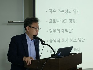 서울시립대 임준 교수는 지방 공공병원 문제 해결을 위해선 위탁 운영이 답이 아니라고 지적했다.
