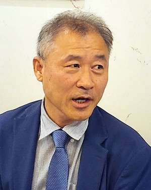 대한물리치료사협회 이근희 회장이 물리치료 교육 학제 일원화와 물리치료사법 제정에 대한 의견을 밝히고 있다.
